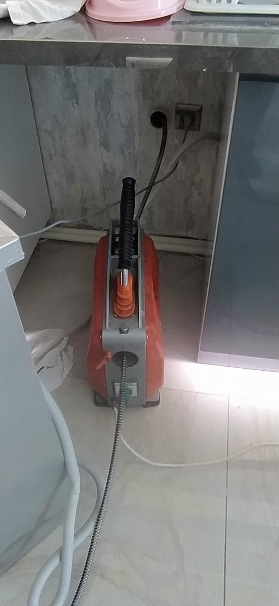 Pis Su Gideri Temizliği